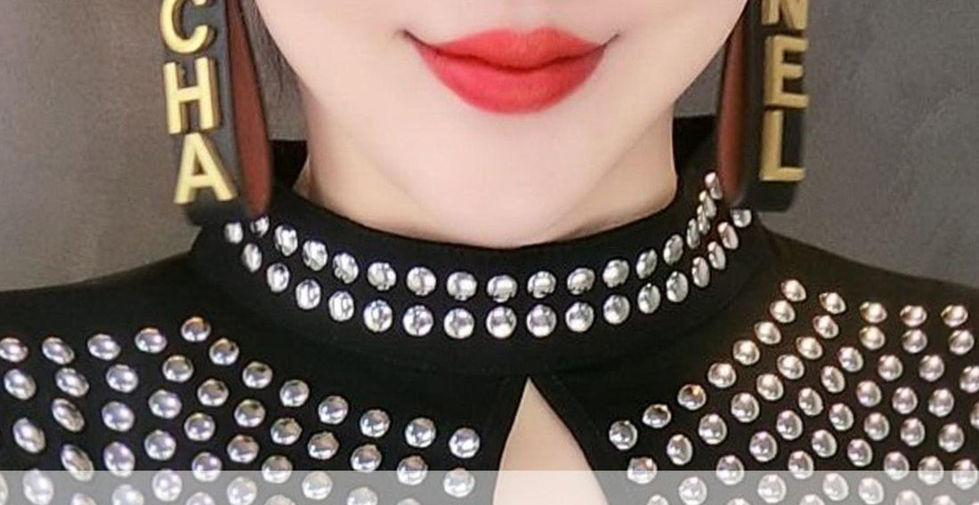 Women Fall Cotton T-Shirt Korean Sexy Stand Shiny Hollow Out Rivet Tassels Tops Long Sleeve Shirt