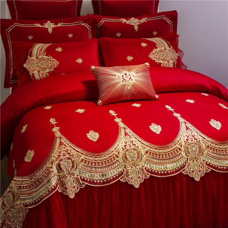 New red lace bedding set Golden embroidery luxury wedding bed set quilt cover bedpread queen King size 4/6/9 pcs